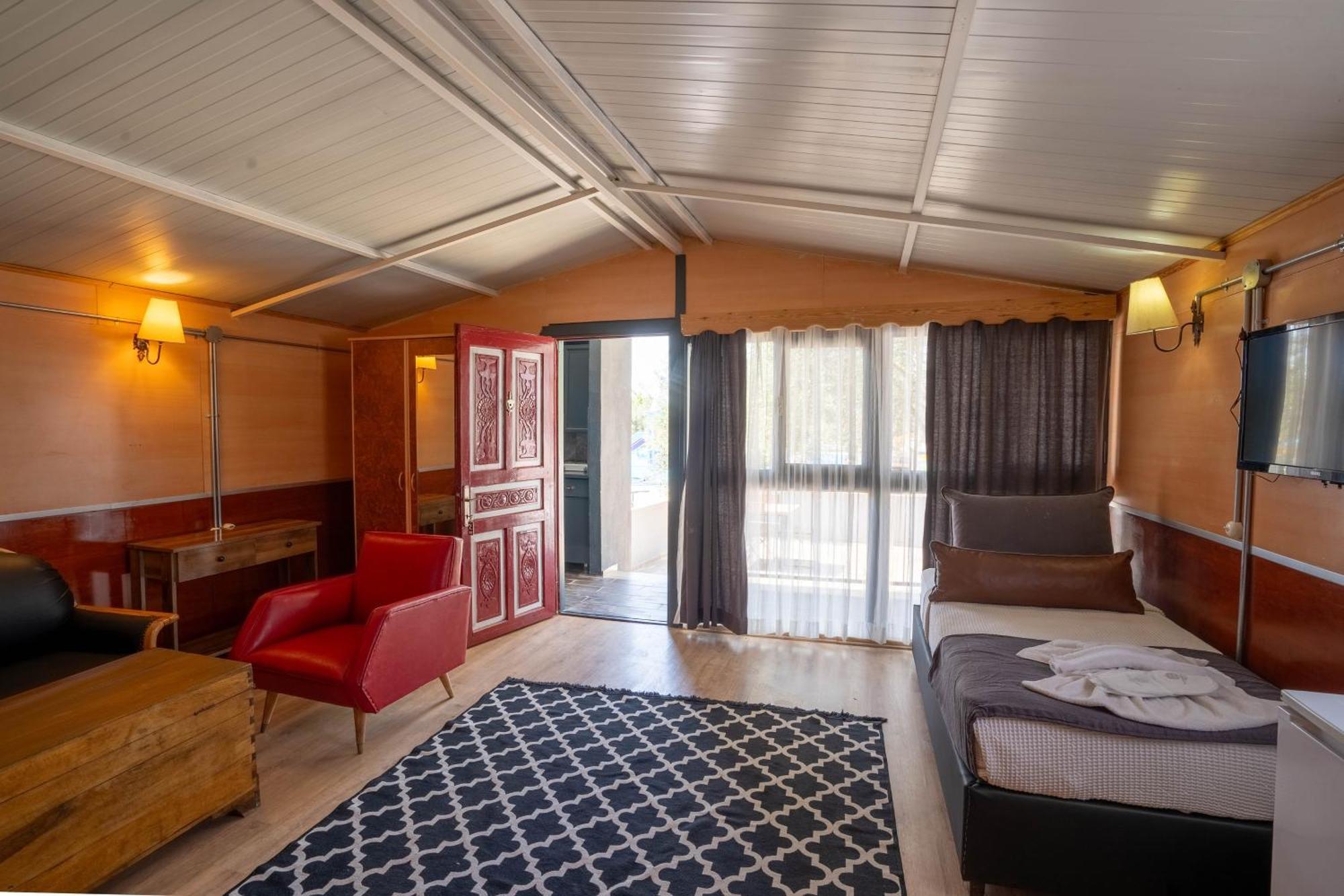 Simlarda Country Club Ayvalik Villa ภายนอก รูปภาพ