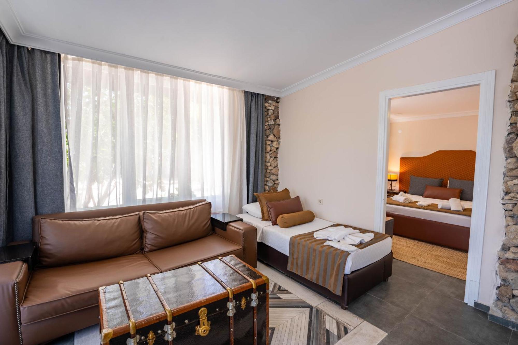 Simlarda Country Club Ayvalik Villa ภายนอก รูปภาพ
